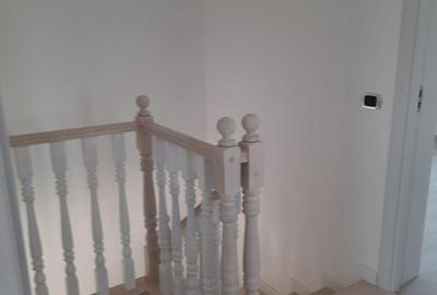 Casă cu 4 camere decomandat în Burdujeni - 11