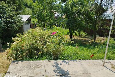 Casă cu 3 camere cu Teren 1150 Mp în Scorțeni - 1