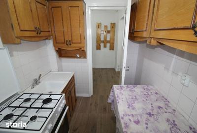 Garsonieră decomandată în Central - 9