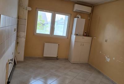Apartament cu 3 camere decomandat în Central - 7