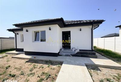 Casă cu 3 camere cu Teren 350 Mp în Vidra - 2