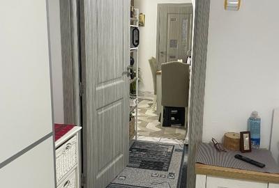 Apartament cu 2 camere decomandat în Titan - 8