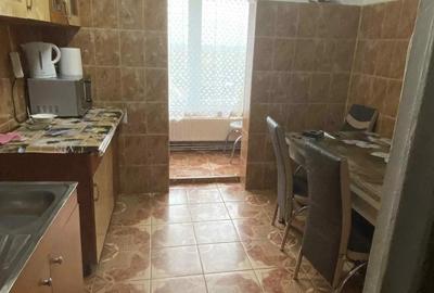 Apartament 2 camere,baie,bucatarie - 3