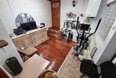 Casa de vanzare, cu doua unitati locative, 5 camere, 158 mp, zona Geoagiu - 11