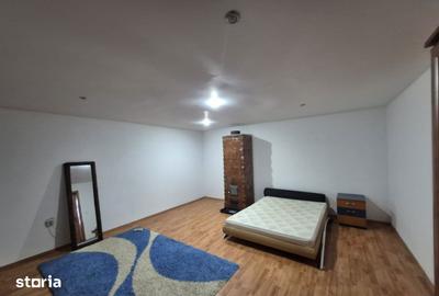 Casă cu 4 camere cu Teren 1933 Mp în Central - 3