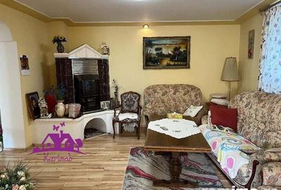 Casa zona Spitalul Judeten - 13