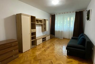 !!! 2 Camere...decomandat...Bld Cetatii - 1
