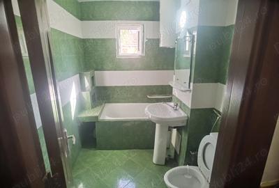 Spațiu comercial, de 40 mp, în Central - 7