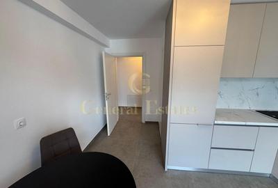 Apartament cu 3 camere decomandat în Tractorul - 8
