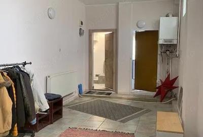Casă cu 6 camere în Micălaca - 4