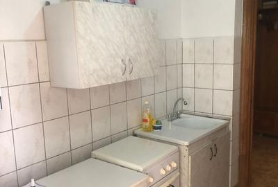 Apartament cu 2 camere decomandat, mobilat în Tomis III - 4