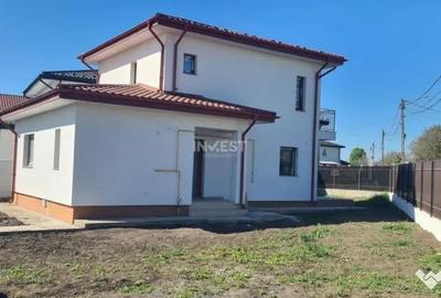 Casă cu 4 camere cu Canalizare în Miroslava - 2