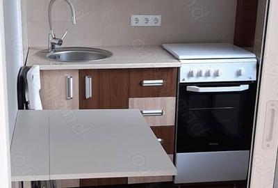 Garsonieră decomandată în Central - 9