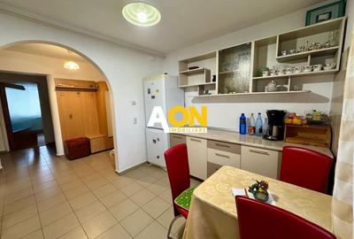 Apartament cu 3 camere decomandat în Cetate - 3