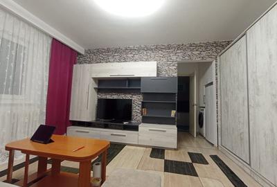 Apartament cu 2 camere semidecomandat în Berceni - 1