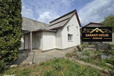 Casă cu 2 camere nedecomandat în Central - 1