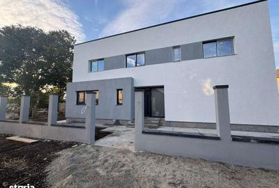 Casă cu 5 camere cu Teren 445 Mp în Cumpăna - 11