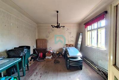 Casă individuală cu 4 camere cu Canalizare în Central - 30