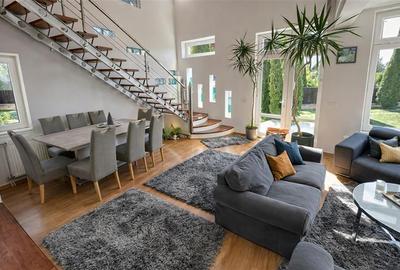 Casă individuală cu 4 camere cu Teren 1597 Mp în Șumuleu Ciuc - 2