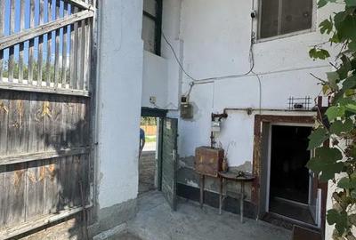 Casă cu 2 camere cu Teren 901 Mp în Central - 7