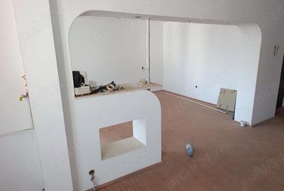 Apartament cu 3 camere decomandat în Precista - 1