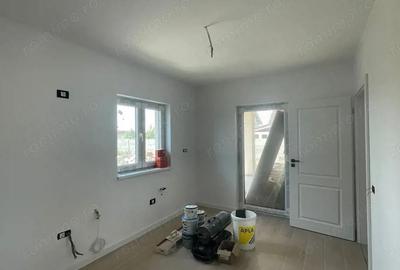 Casă cu 4 camere cu Teren 275 Mp în Moșnița Veche - 11