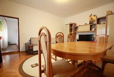 Casa Caramida - 5 Minute De Plaja 3 Papuci - 4