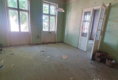 Apartament cu 5 camere semidecomandat în Central - 8