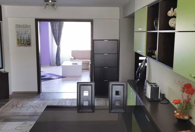 Apartament cu 3 camere decomandat în Decebal - 7