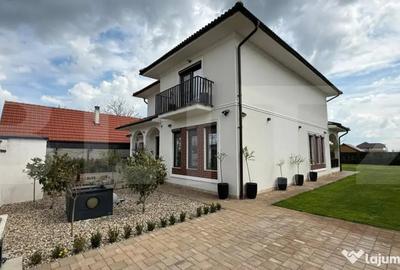 Casă cu 5 camere cu Teren 798 Mp în Central - 18