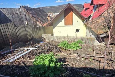 Casă cu 2 camere cu Teren 124 Mp în Sighișoara - 1