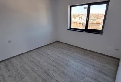 Casa individuala, Horpaz, la 150 m de DJ, intre Profi ?i Penny - 2