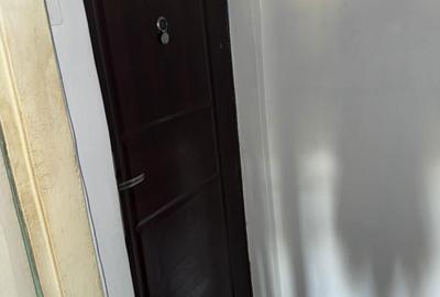 Apartament cu 2 camere semidecomandat în Micro 40 - 2