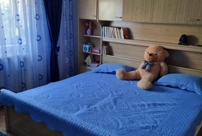 Apartament cu 3 camere decomandat, mobilat în 1 Mai - 2