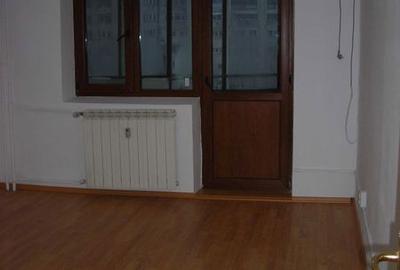 Apartament cu 3 camere în Titan - 3