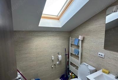 Apartament cu 3 camere decomandat în Independenței - 4