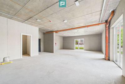 Spa?iu SAD 90 mp vizibilitate ?i trafic intens - 11