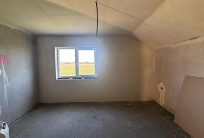 Duplex cu 4 camere cu Canalizare în Moșnița Nouă - 11
