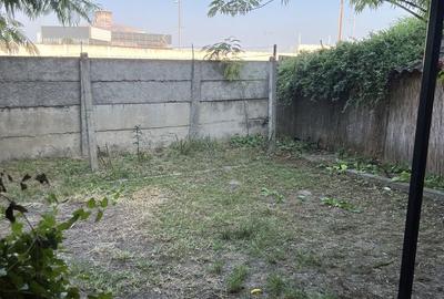 Casă cu 4 camere în Central - 3