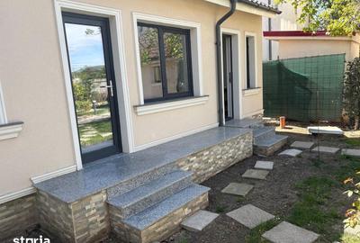 Spațiu comercial, de 60 mp, în Central - 11