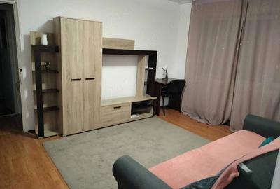 Apartament cu 2 camere semidecomandat în Zimbru