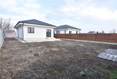 Domnesti, Casa individuala pe parter, teren 413mp - 2
