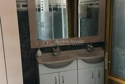 Casă cu 8 camere cu Teren 1686 Mp în Ultracentral - 3