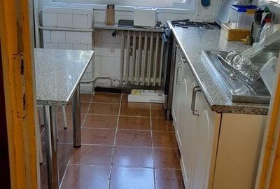 Apartament cu 3 camere în Lujerului