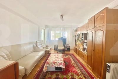 Apartament cu 3 camere decomandat în Cantemir - 2