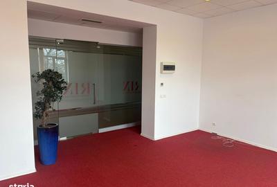 Spațiu comercial, de 49 mp, în Vitan