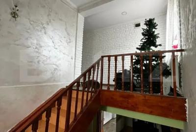 Casă cu 4 camere cu Teren 1500 Mp în Central - 5