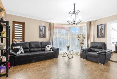 Casa noua pe colt si teren 1079 mp de vanzare in Macea,Arad 0%Comision - 10