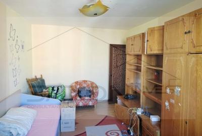 Apartament cu 3 camere în Rahova - 4