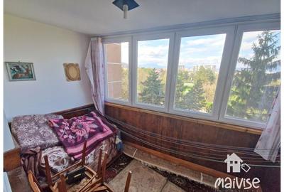 Apartament 3 camere de vanzare, str.Tudor Vladimirescu - 13